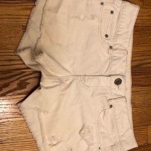 Woman’s American Eagle Shorts